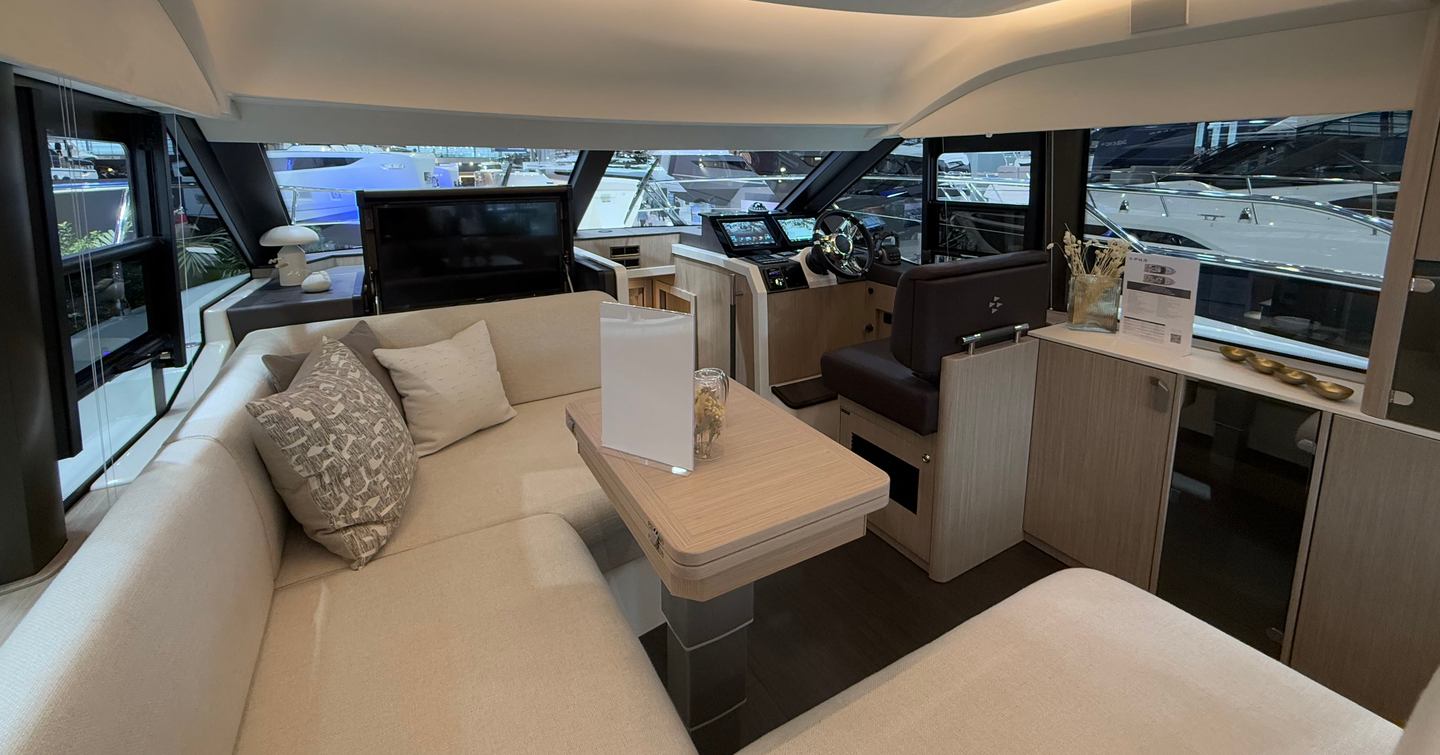 Prestige-F4.3-saloon-view-to-helm