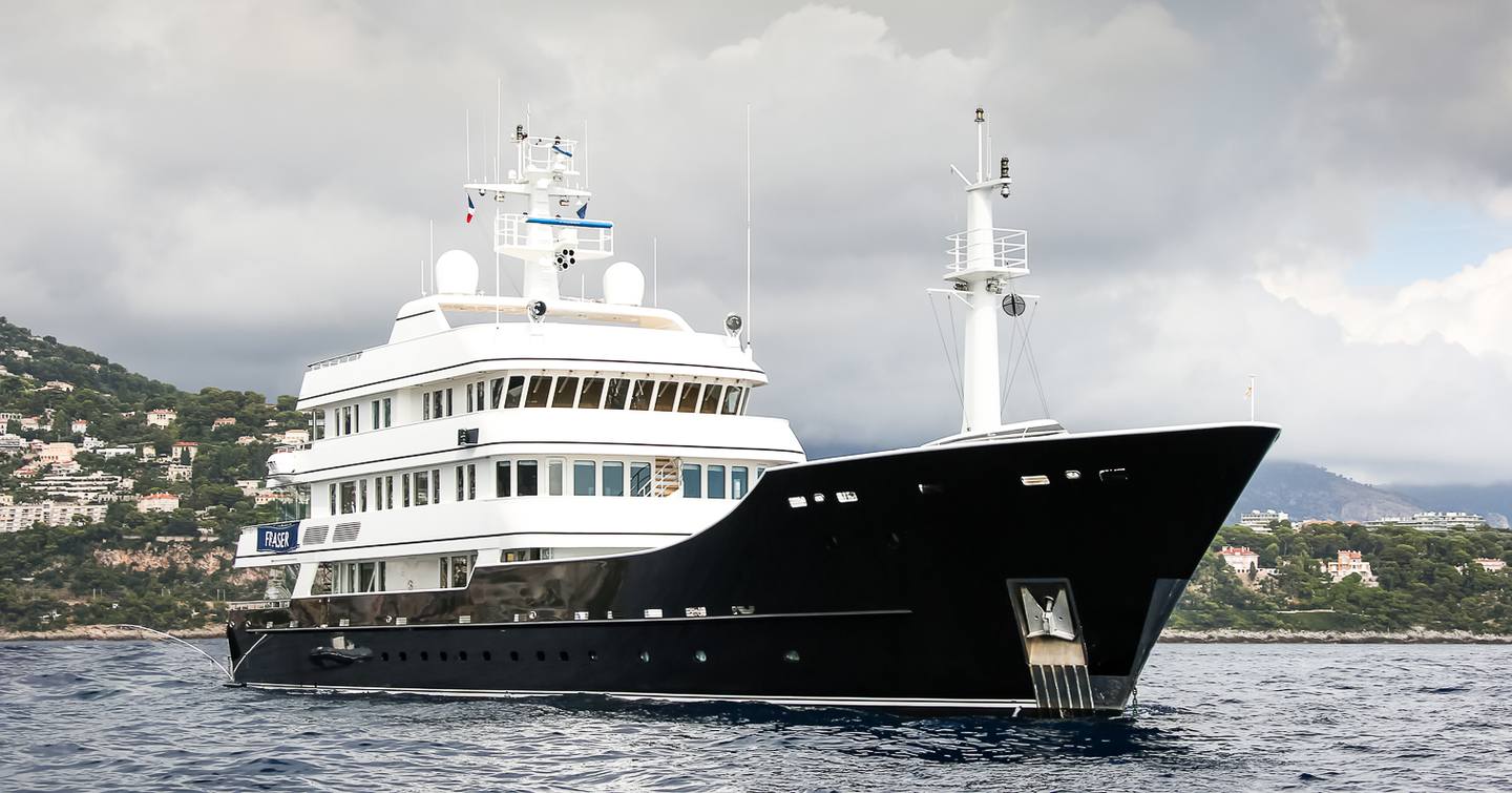 Expedition yacht Grand Rusalina under way 