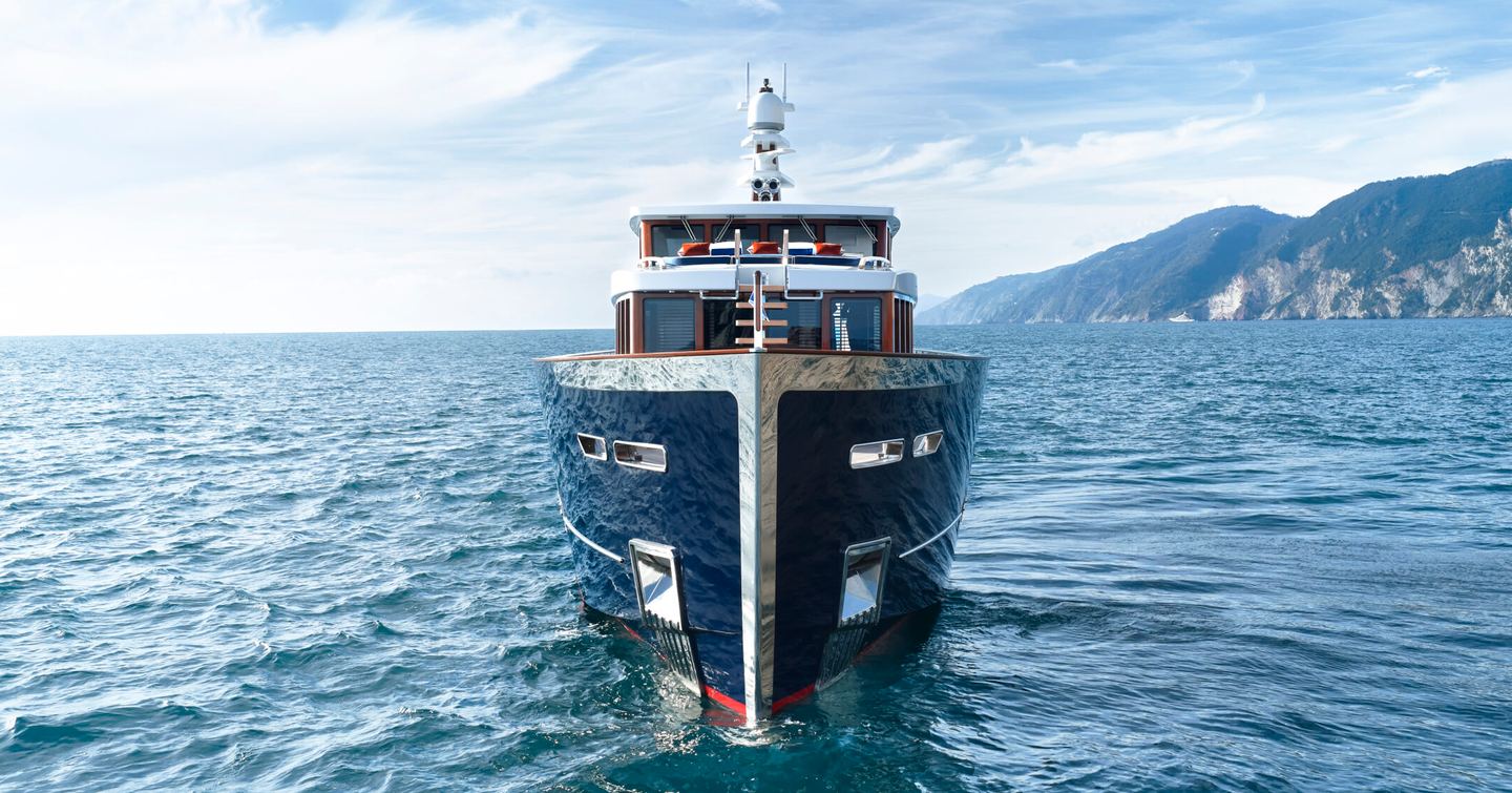 First Picchiotti Gentleman 24 at anchor bow view 