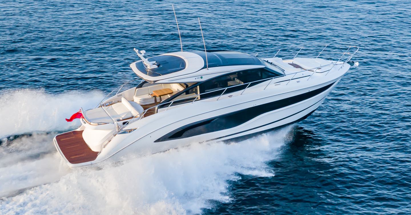Princess V55 motor yacht under way