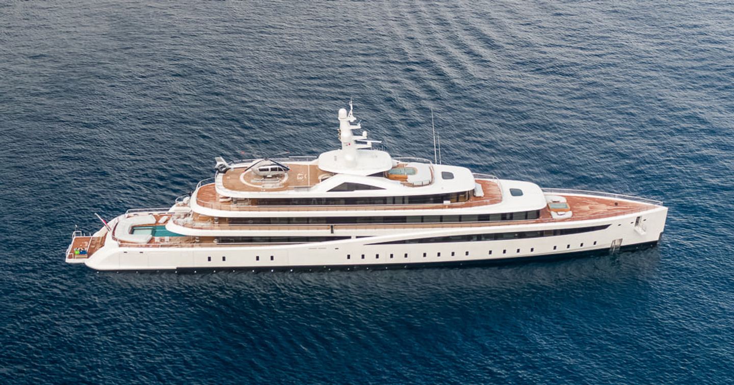 Feadship superyacht VIVA