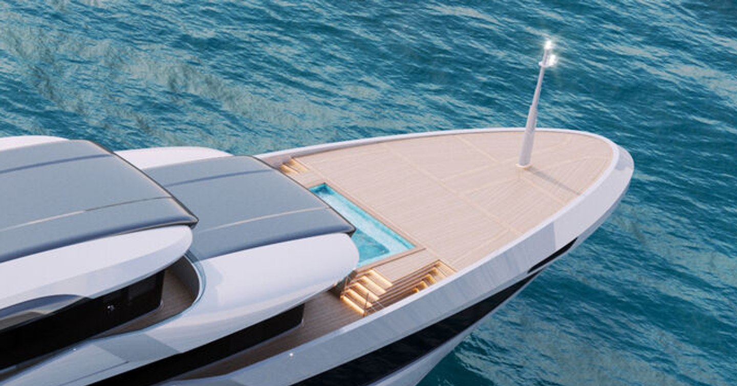 Gulf Craft Majesty 180 yacht foredeck 