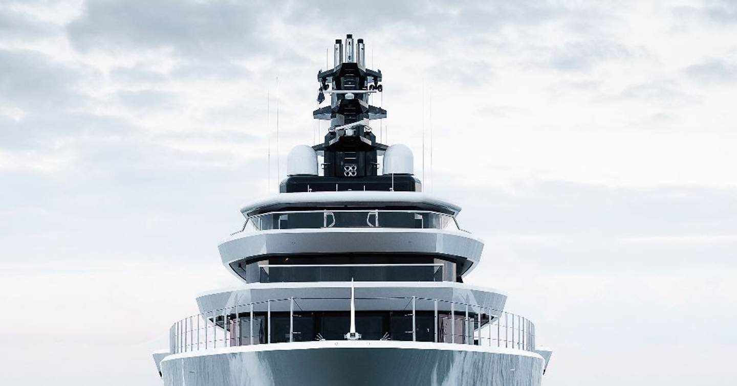 Upper decks of Superyacht DreAMBoat