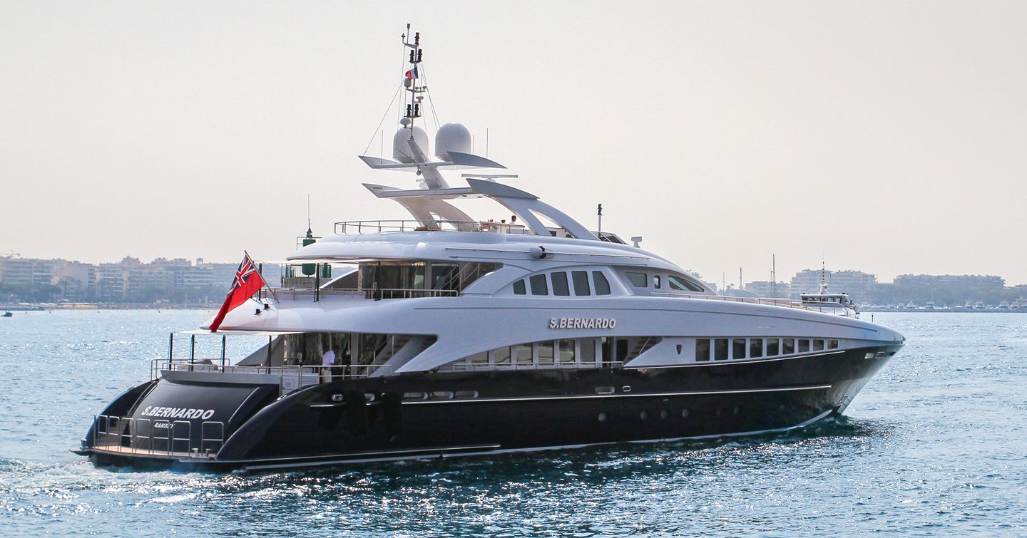 A stern/starboard-side view of Heesen superyacht CASTLEFINN on the water