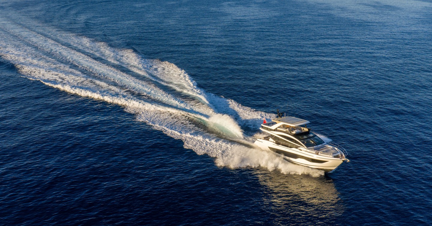 Pearl 63 motor yacht under way