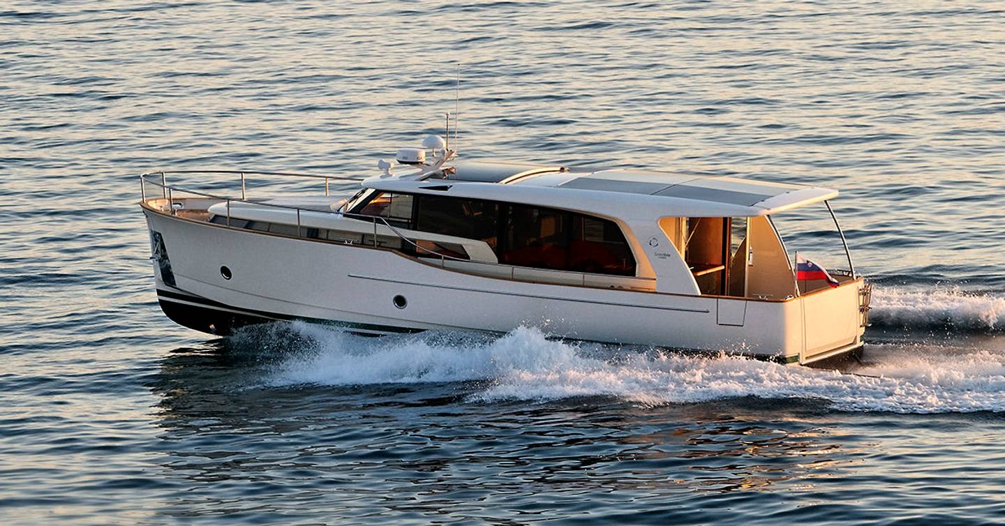 Greenline 40 motor yacht underway at speed