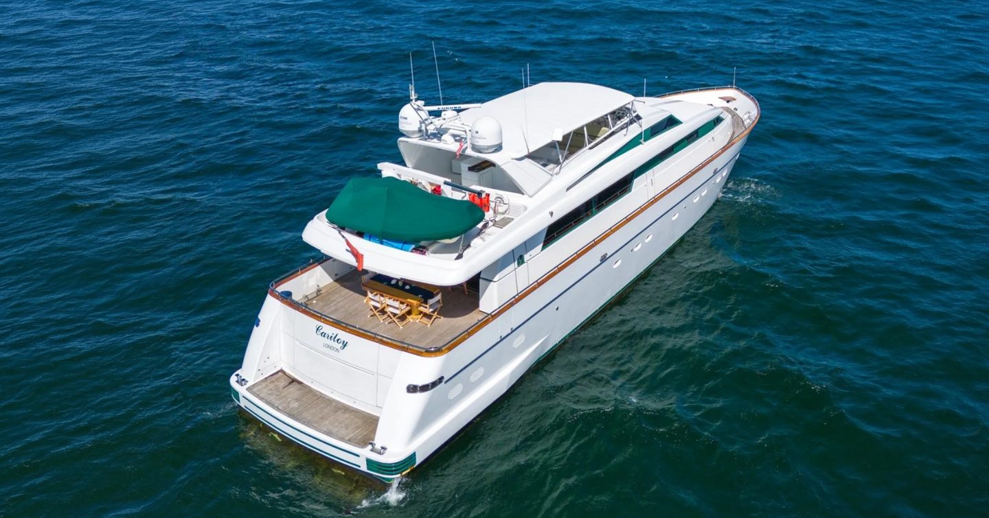 Sanlorenzo motor yacht Cariloy at anchor stern view 