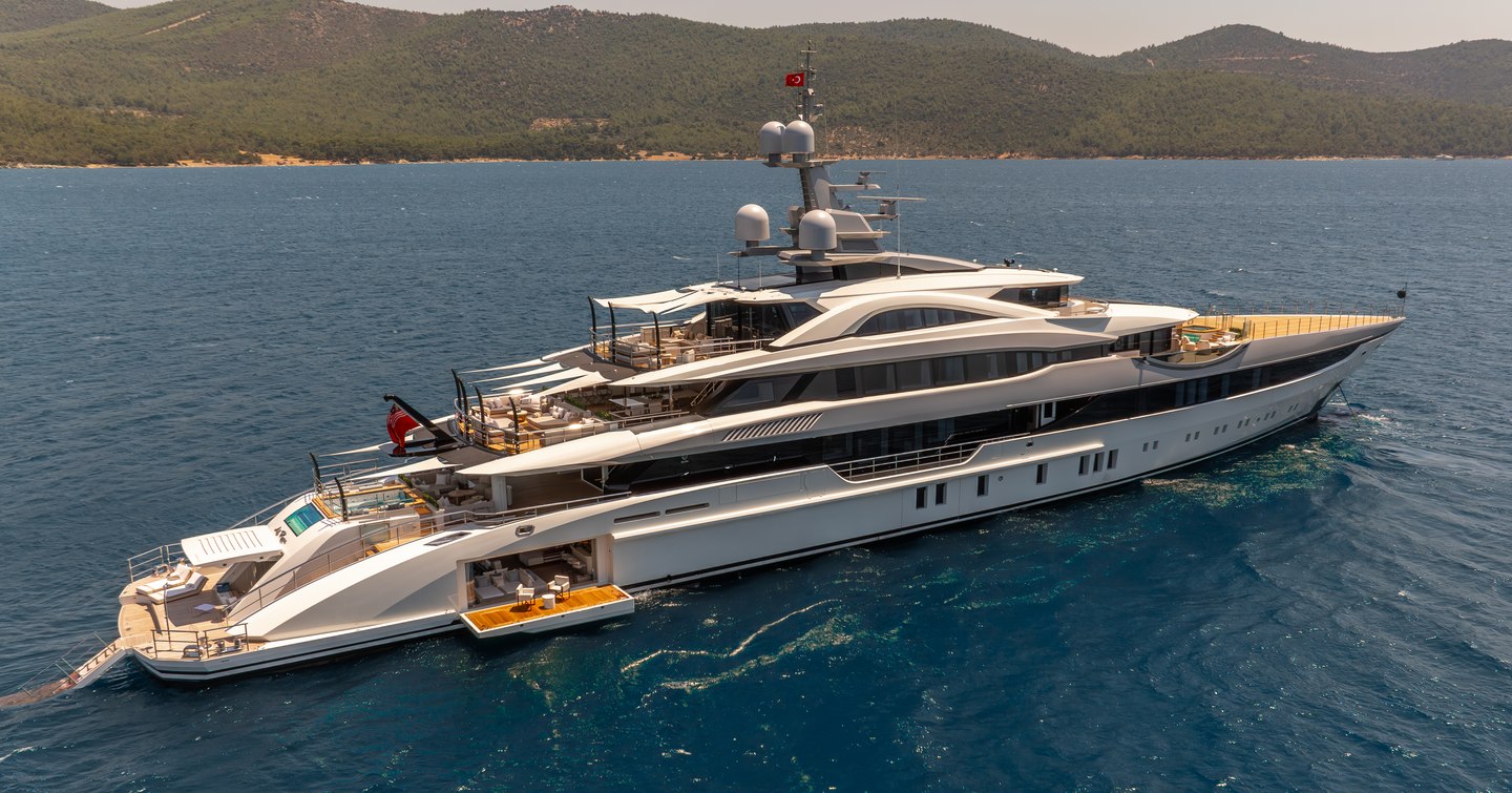 Bilgin superyacht Al Reem at anchor stern view 