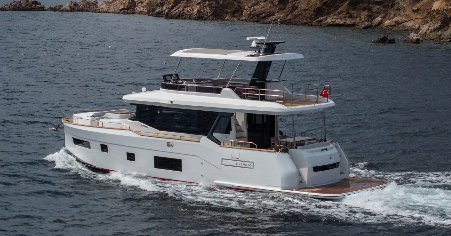 Sirena 60 motor yacht  under way 