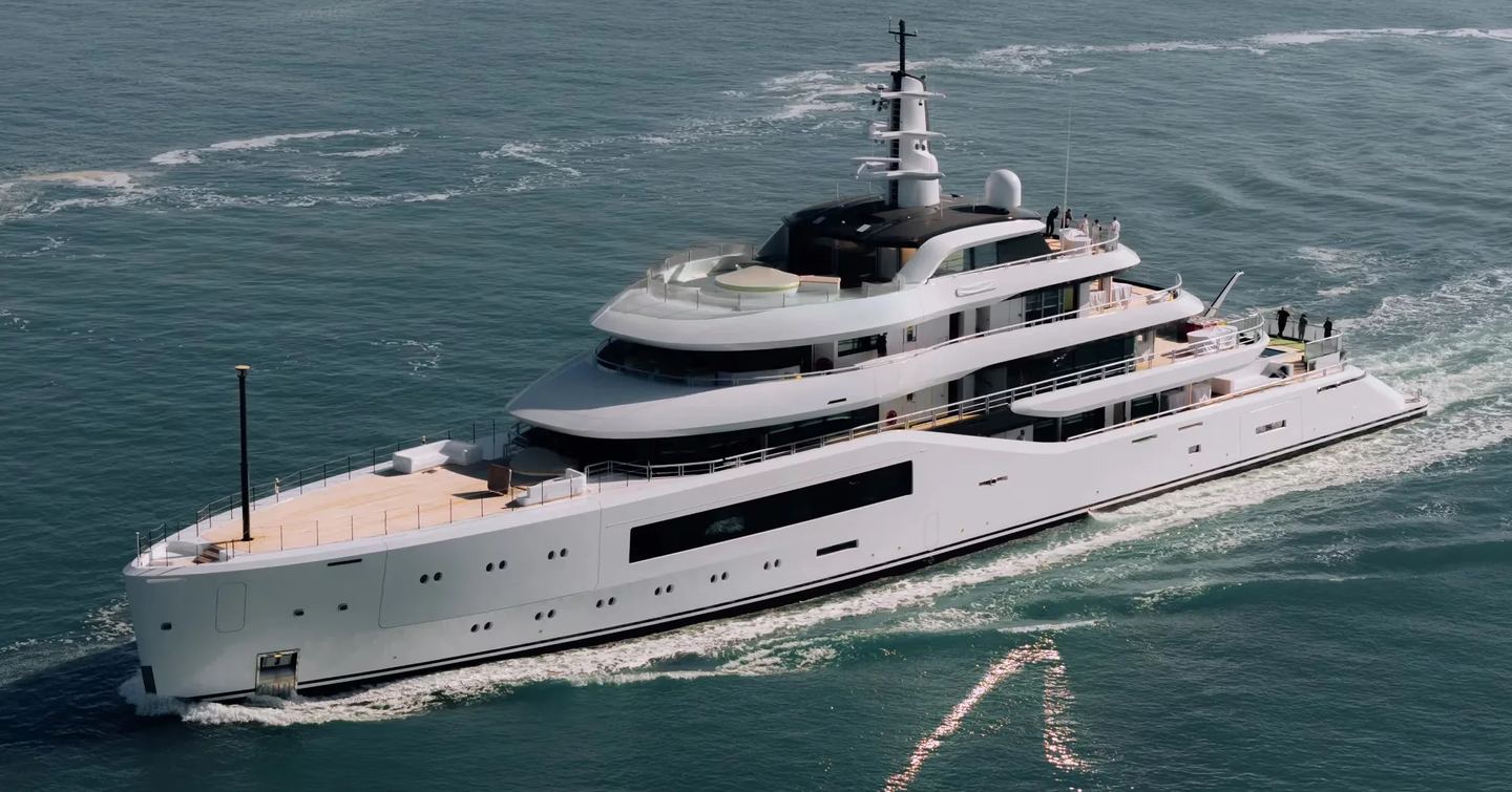 Amels superyacht Project Zurich underway side view 