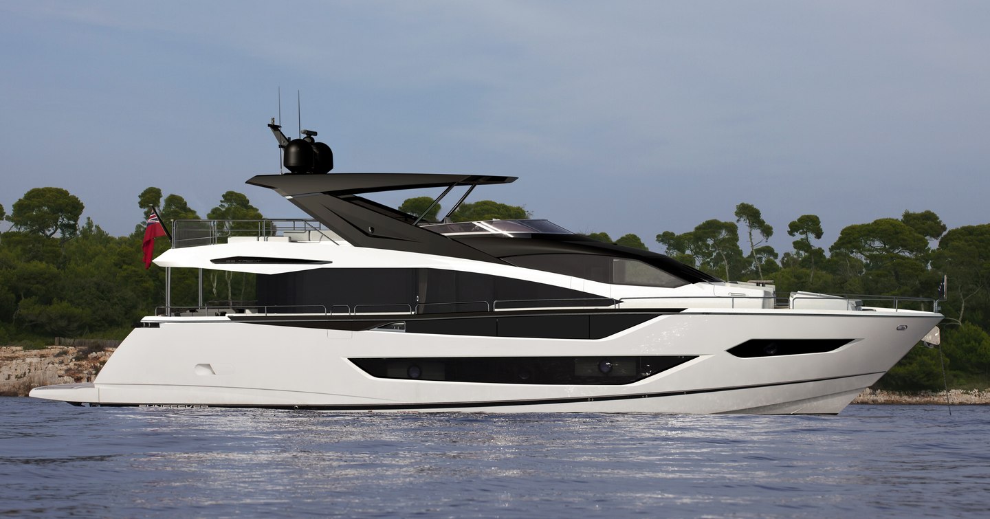 Sunseeker 88 Yacht