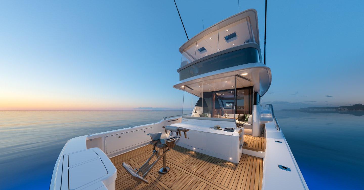 Outdoor deck space on Maritimo M600