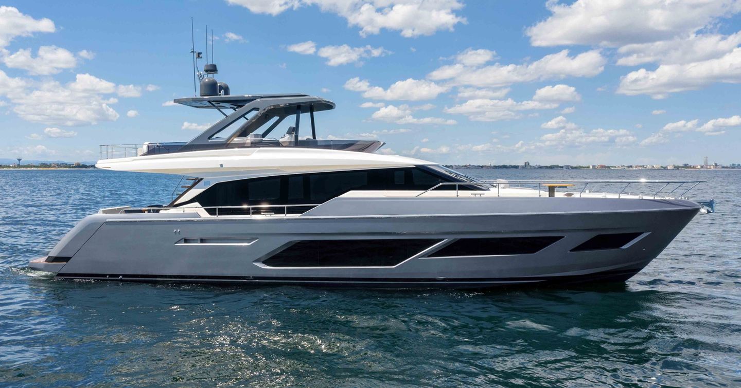 Ferretti 720 motor yacht at anchor 