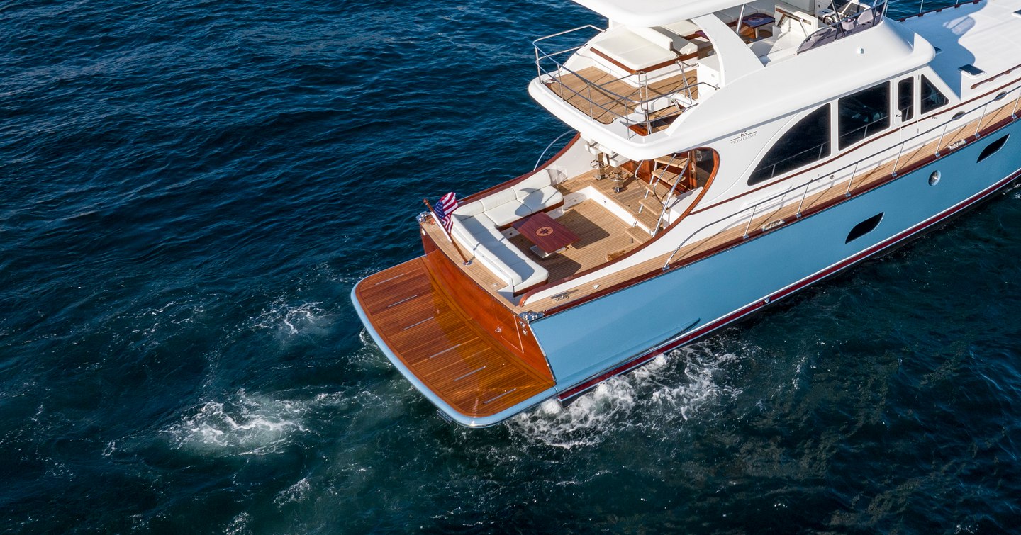 Vicem-65-Classic-Review-swim-platform