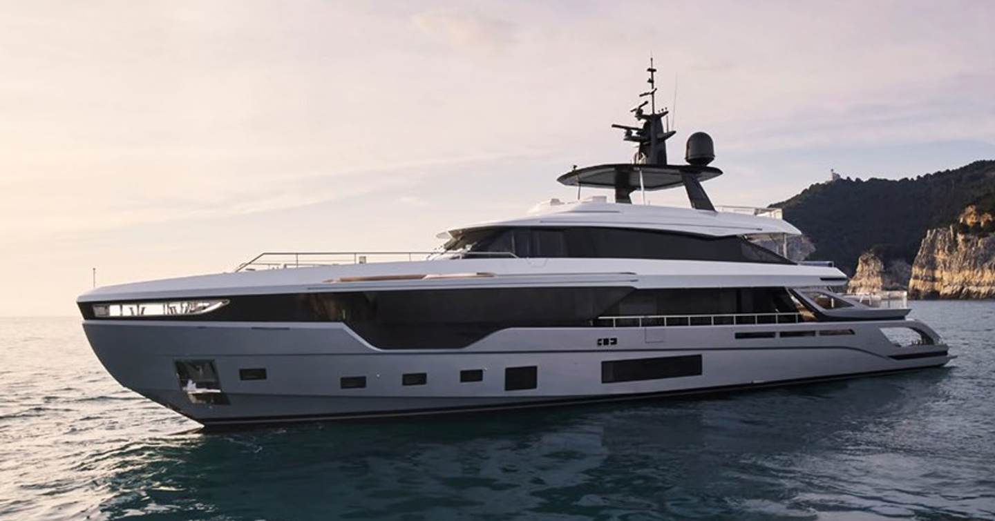 Azimut motor yacht Blue Eyes at anchor side view 