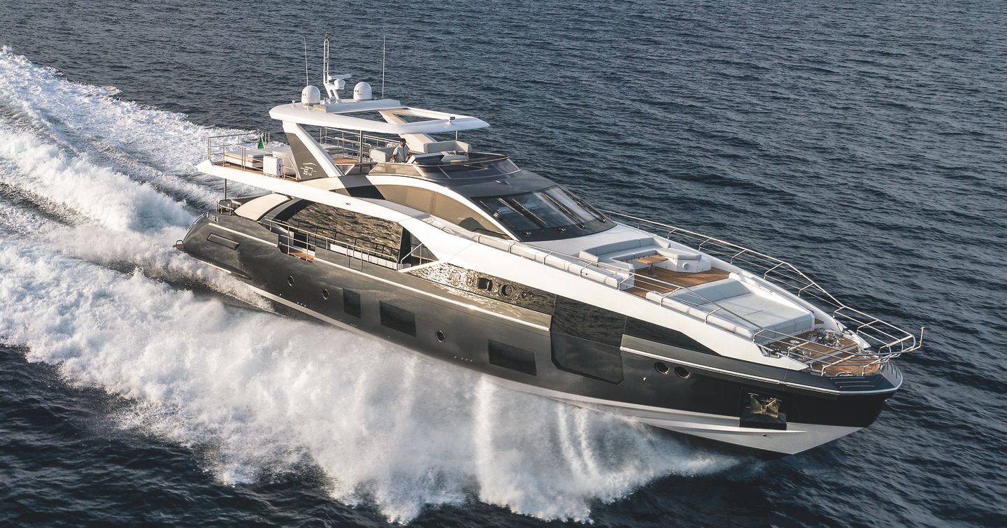 Azimut Grande 27M motor yacht under way 
