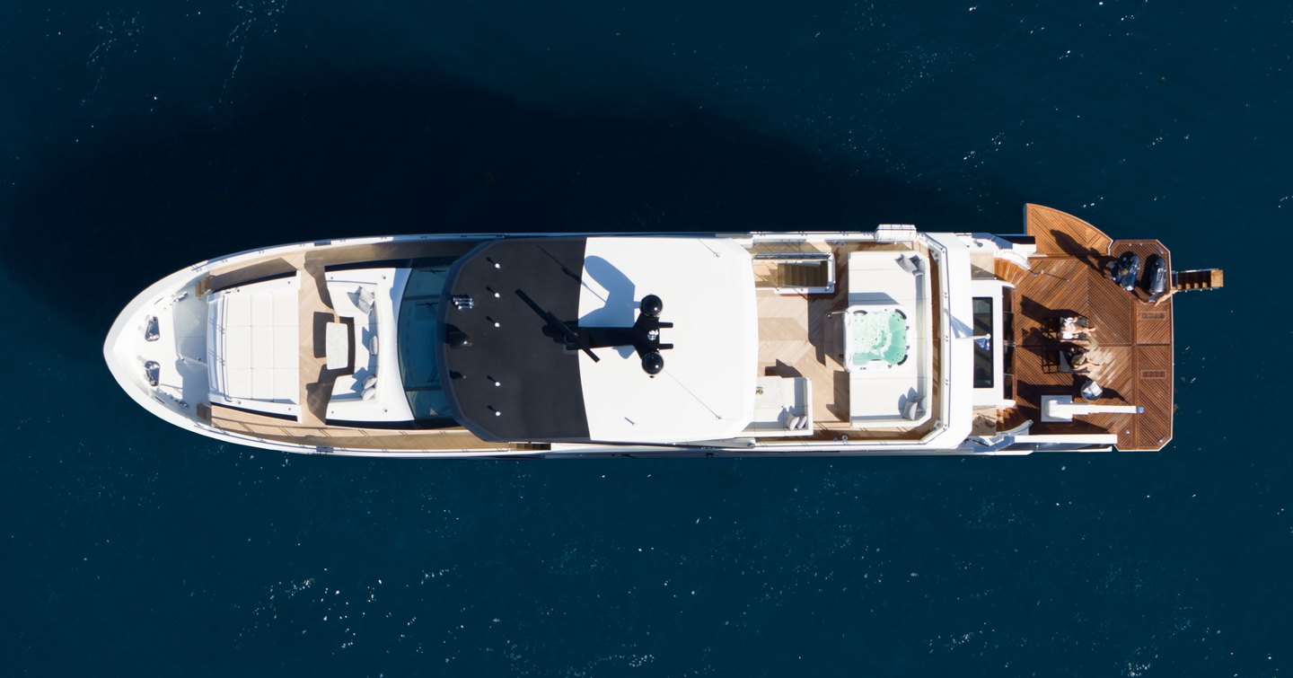 An aerial shot of the Ocean Alexander 32E at sea