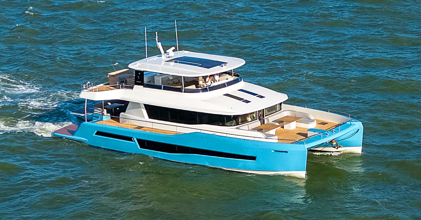 GranOcean W-72 Open catamaran under way