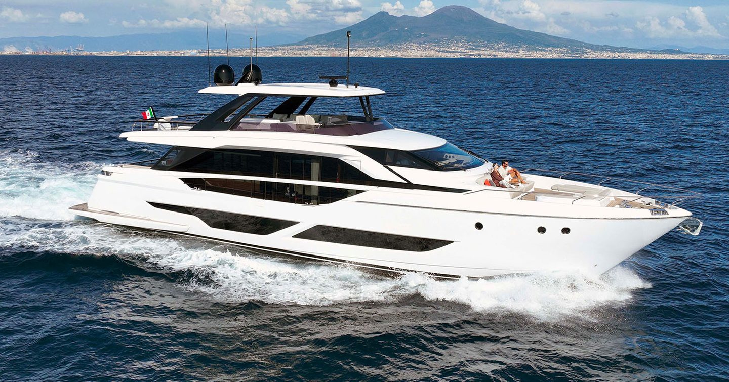 Ferretti 860 motor yacht under way