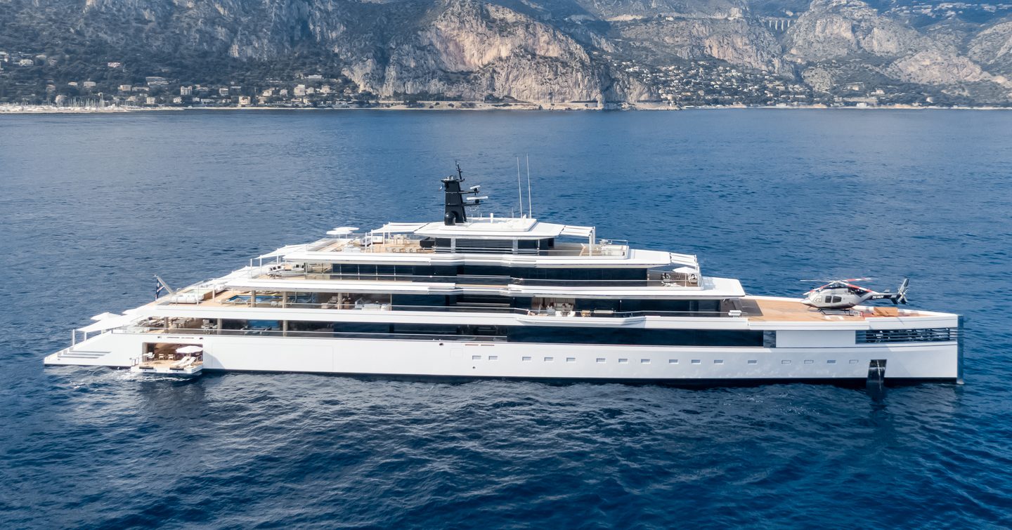 Feadship ULYSSES superyacht at sea showing her starboard side