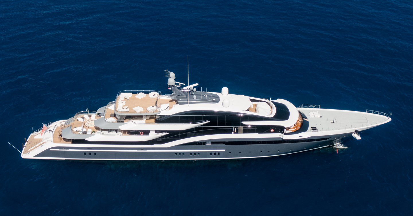 Superyacht Luna on water 