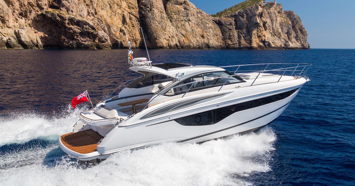 Princess V40 motor yacht under way