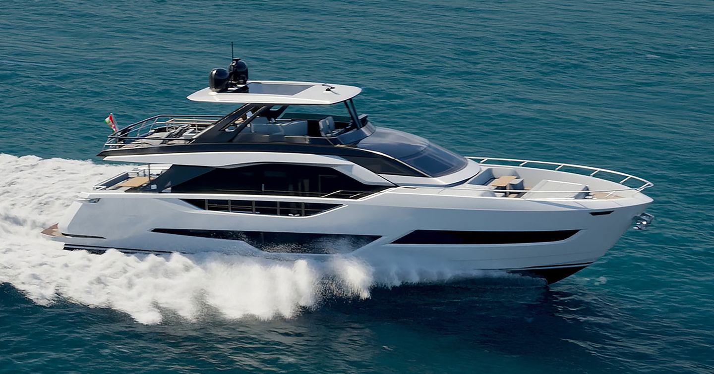 Ferretti 800 motor yacht under way