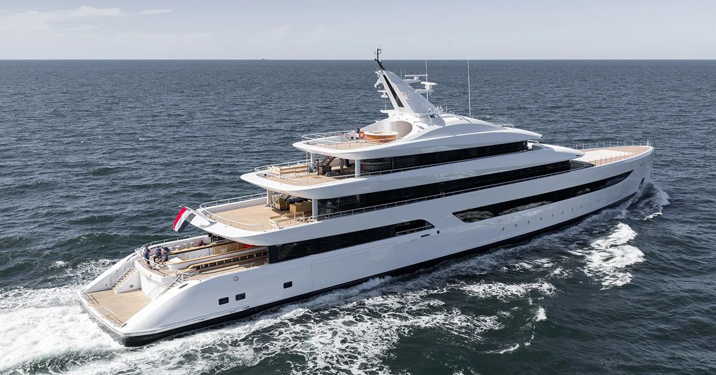 Feadship superyacht Milky Way underway stern view 