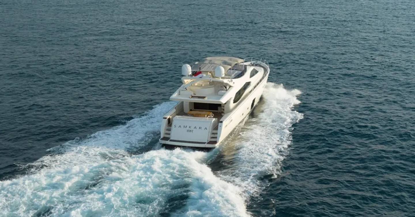 Ferretti motor yacht Samkara underway stern view 
