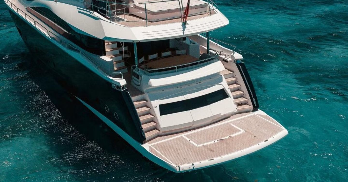 Sunseeker motor yacht Tatis stern view of beach club