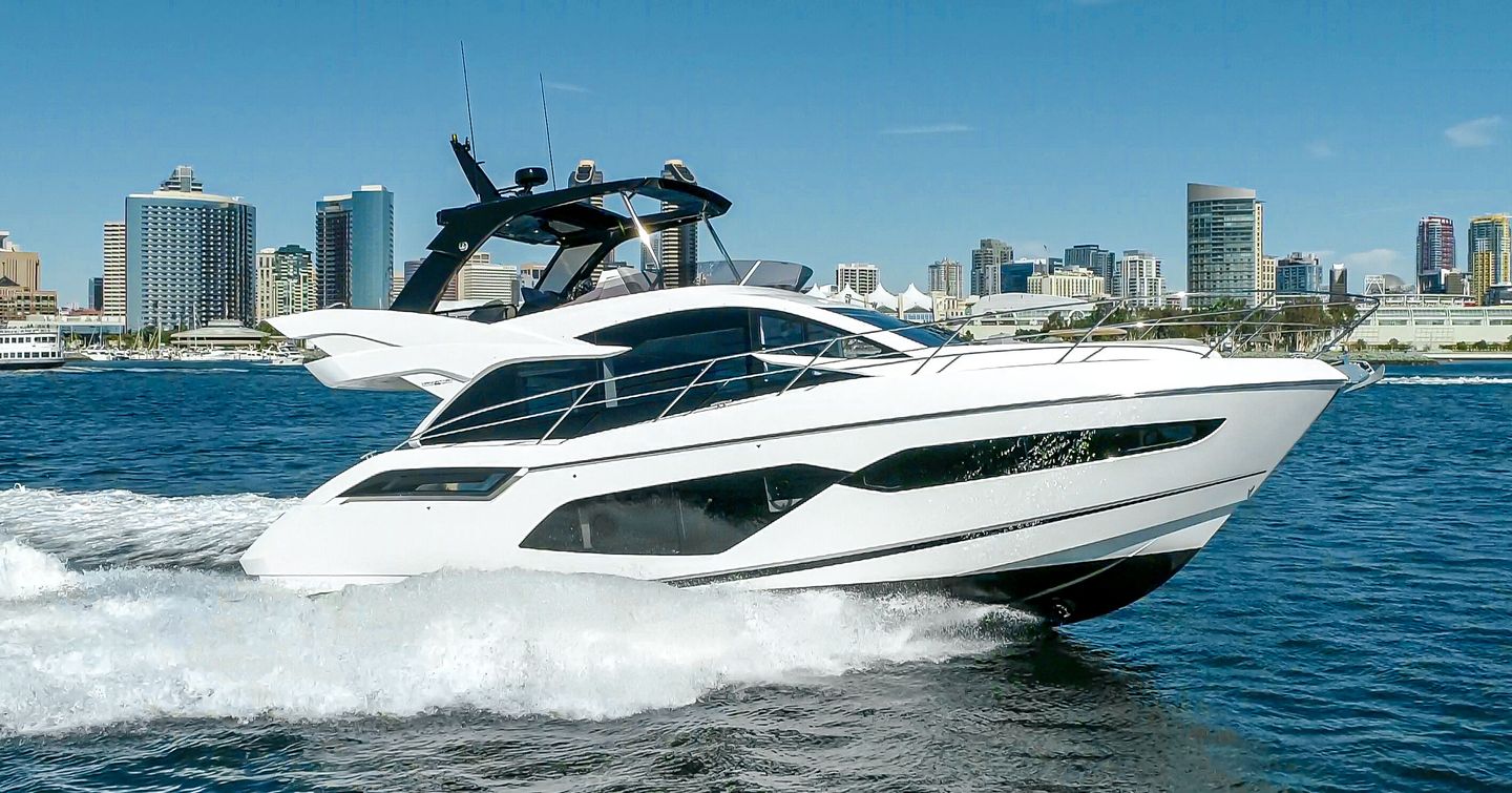 Sunseeker Manhattan 55 motor yacht under way 