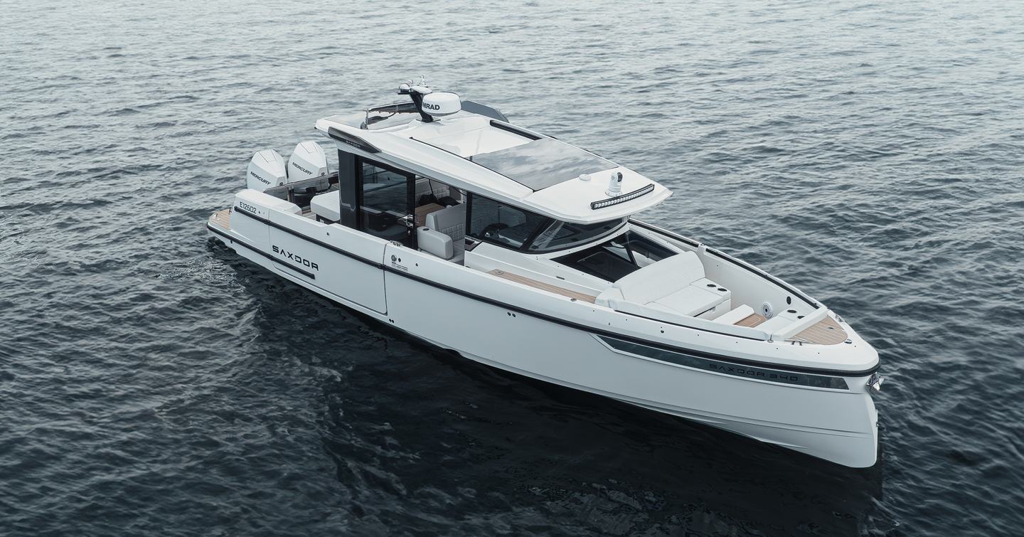 Saxdor 340 GTWA Wins Design Innovation Award YachtBuyer