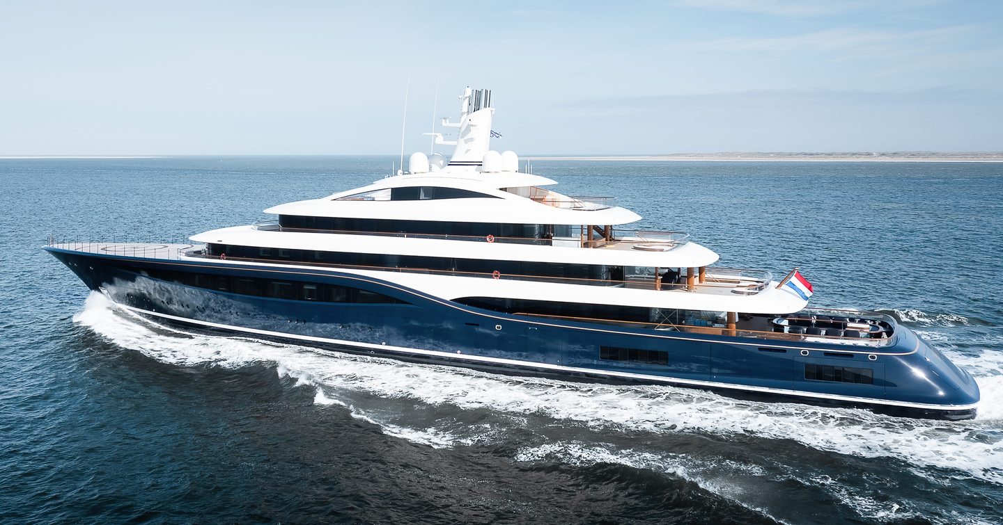 Feadship superyacht Destiny underway stern view