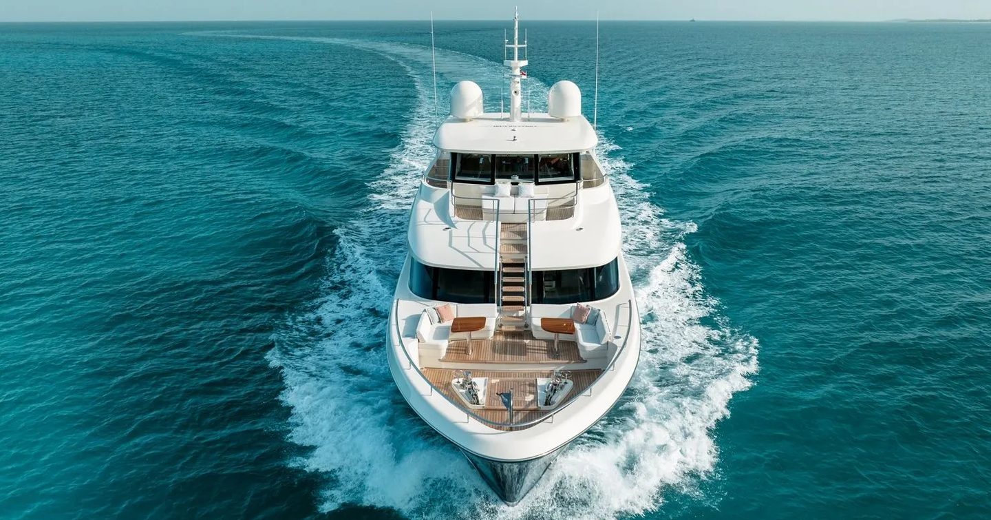 Moonen motor yacht Midnight Saga underway foredeck view 