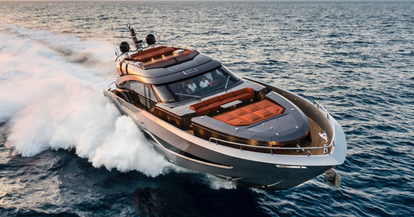 AB Yachts AB 80 Motor Yacht under way at speed