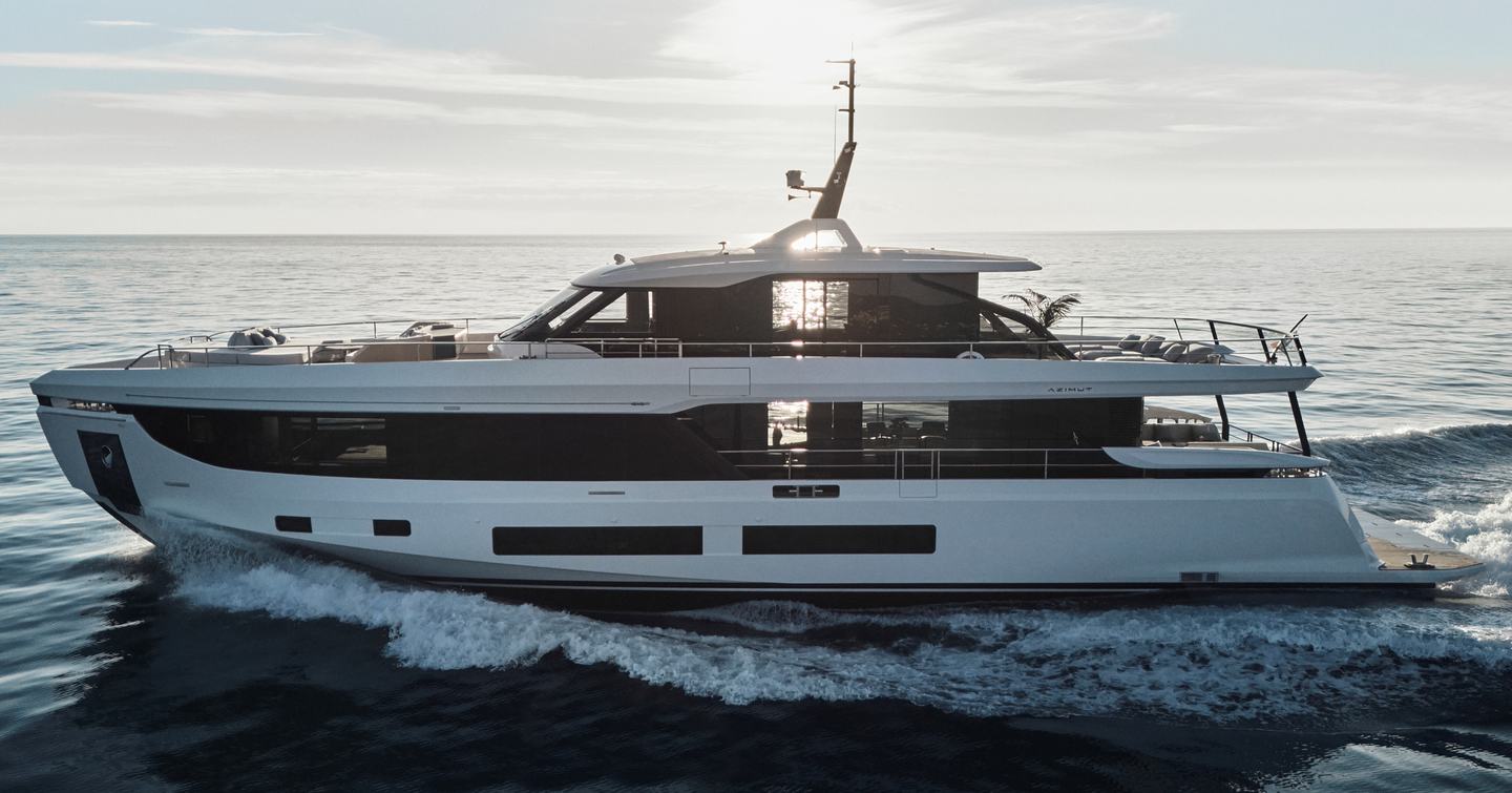 Azimut Grande 30M motor yacht underway side view 