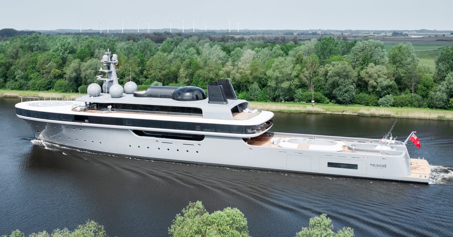Lürssen superyacht Nausicaä underway side profile 