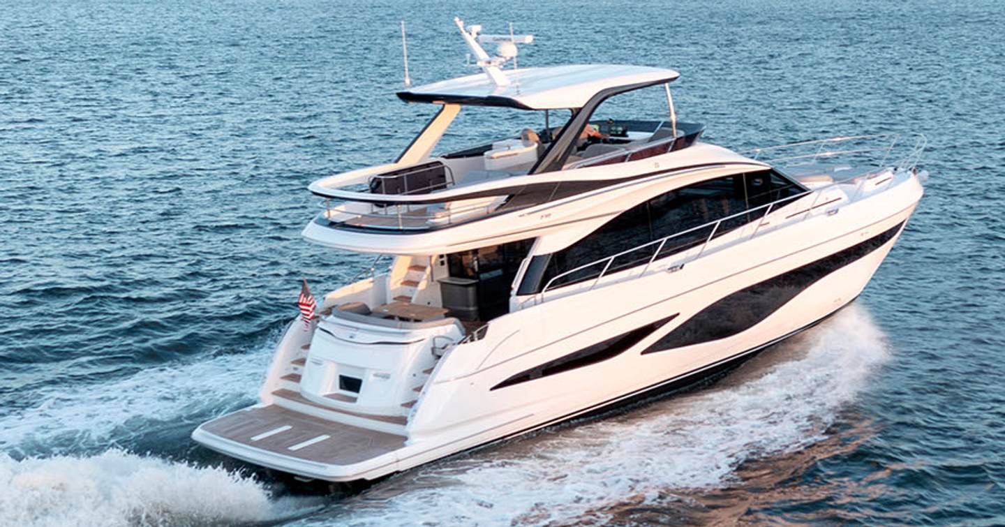 Princess F65 motor yacht underway stern view
