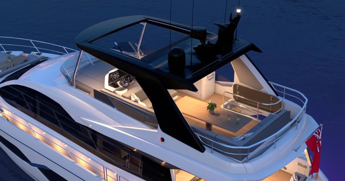 Sunseeker Manhattan 68 motor yacht flybridge