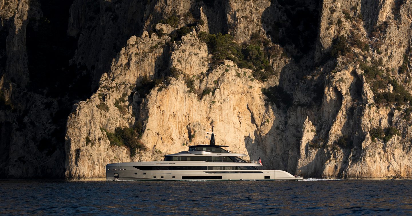 Rossinavi Superyacht Heed under way