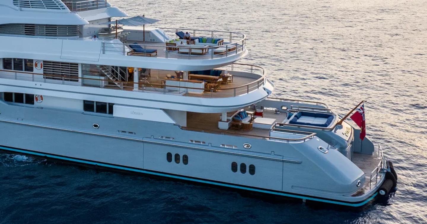 Superyacht Rocinante's aft decks