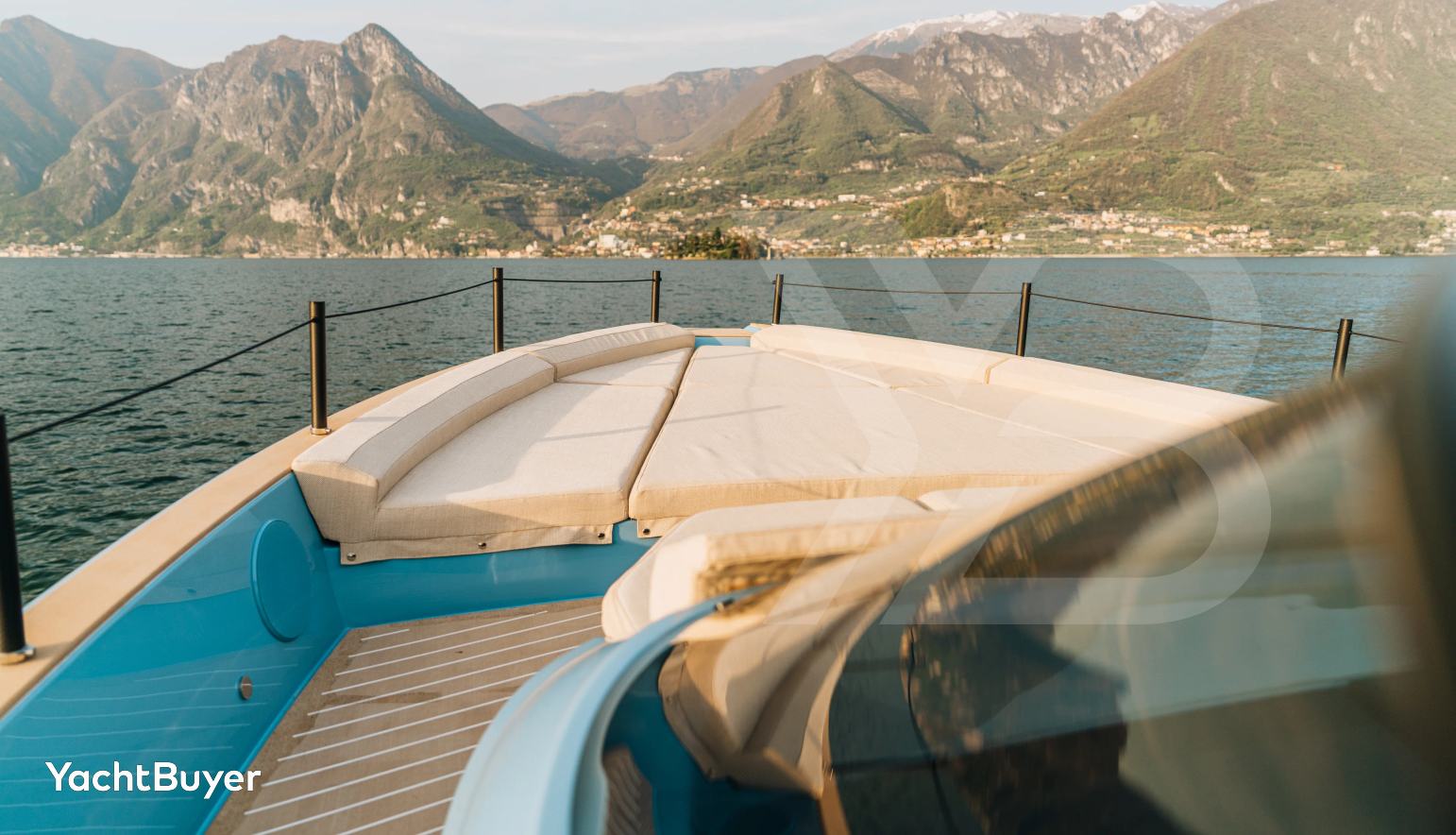Bellini Astor Yacht
