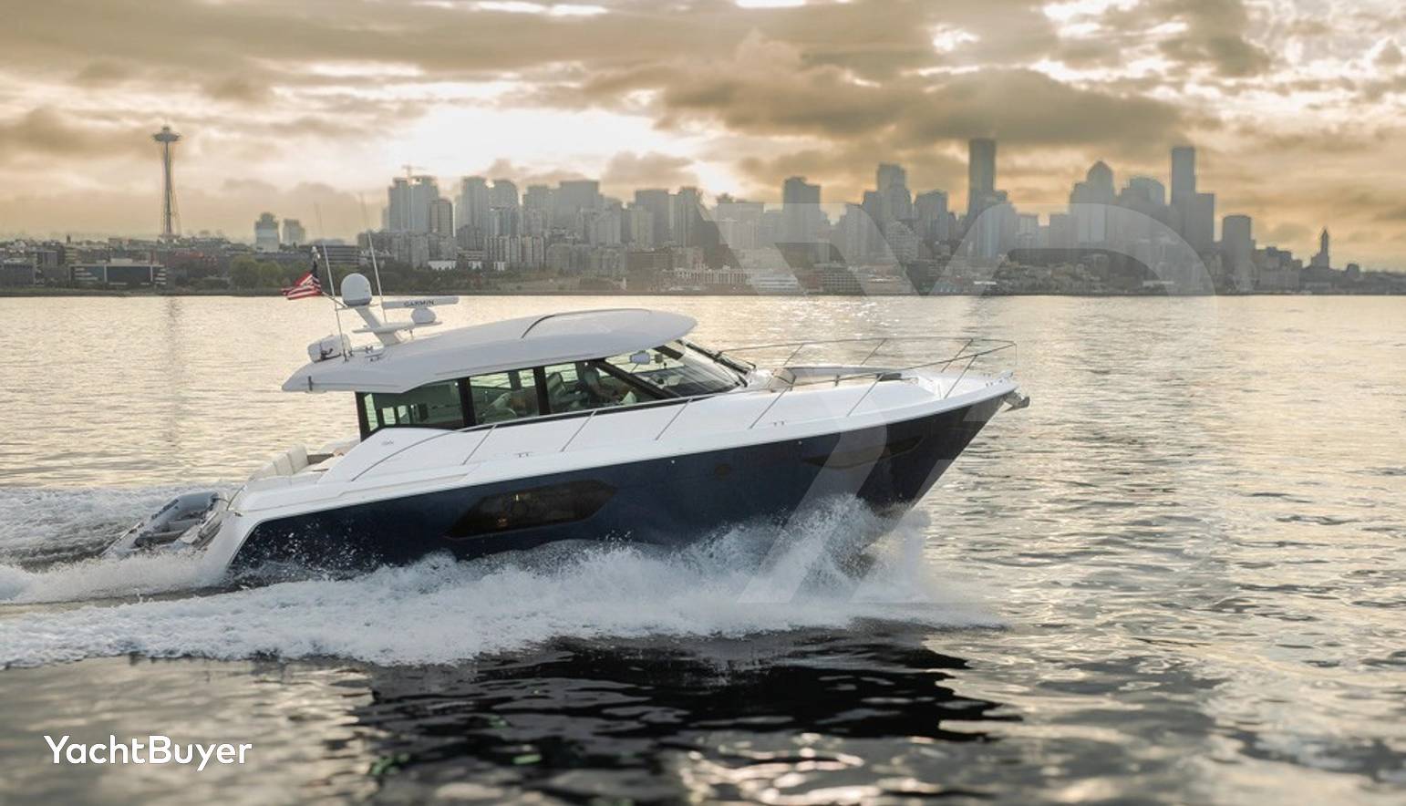 TIARA C49 COUPE