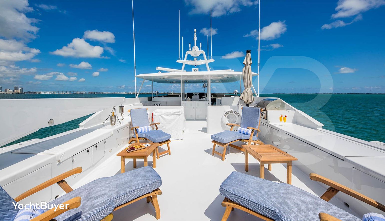 SILVER SEAS