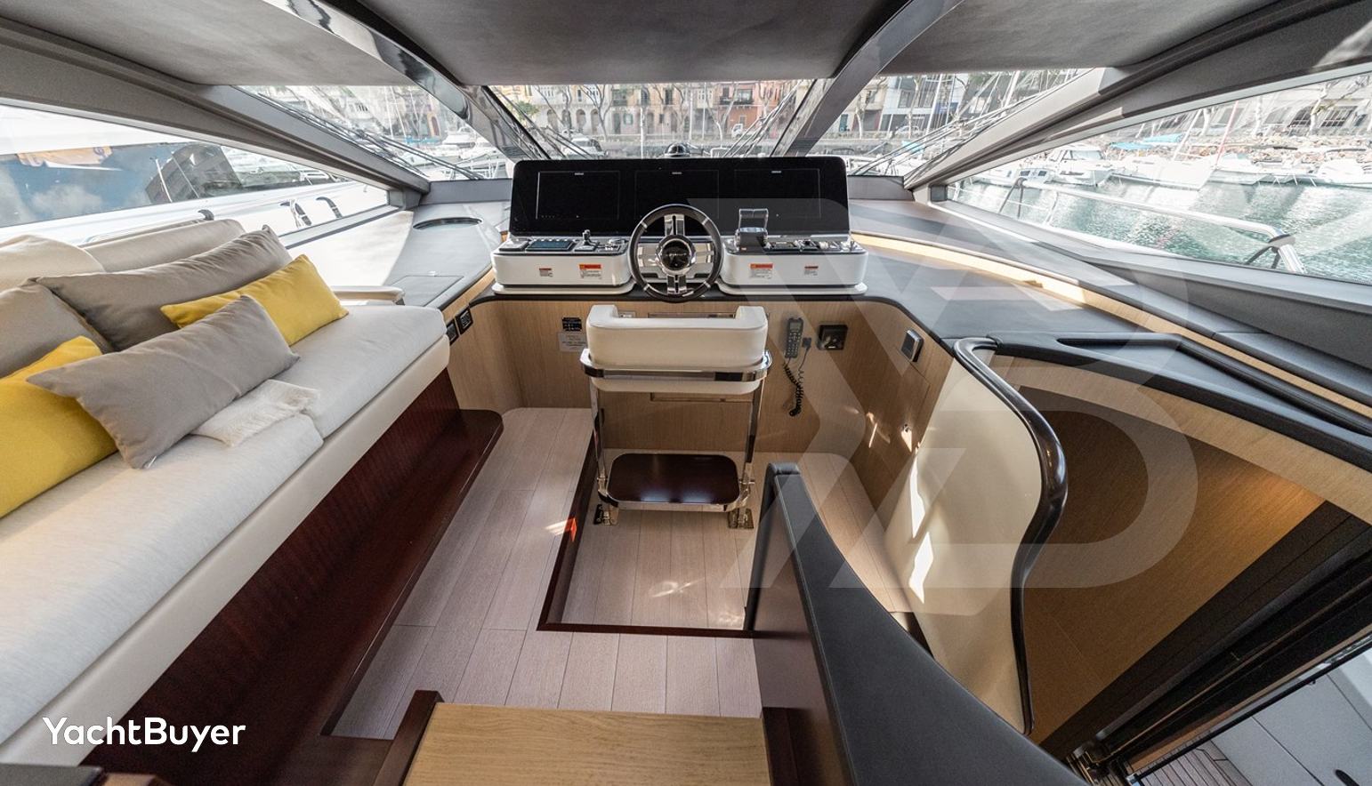 AZIMUT GRANDE 27 METRI  2020