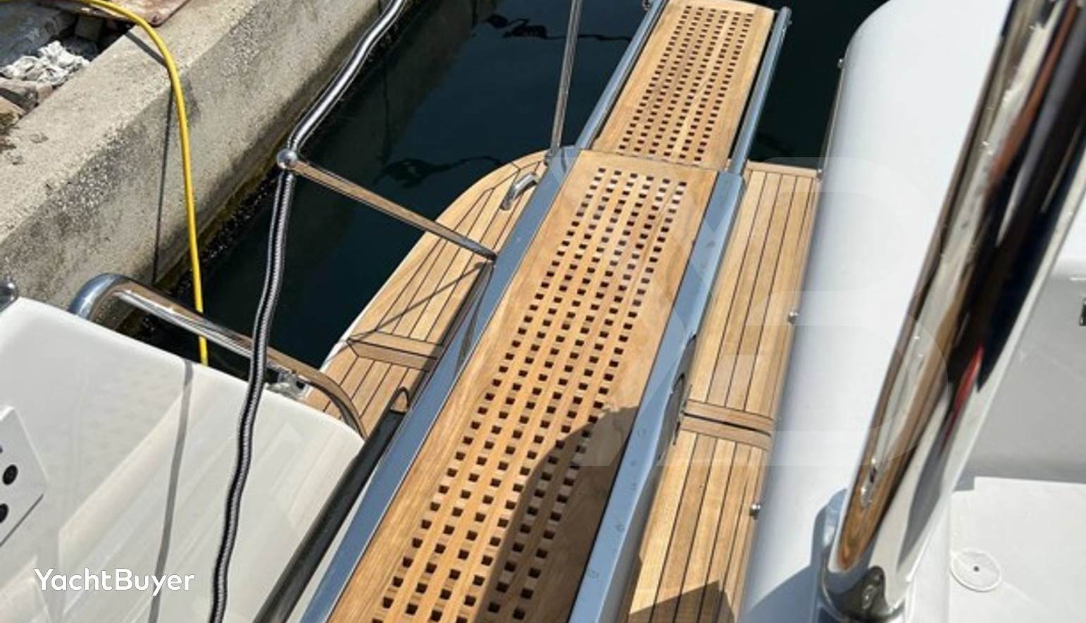 Sirena 58 