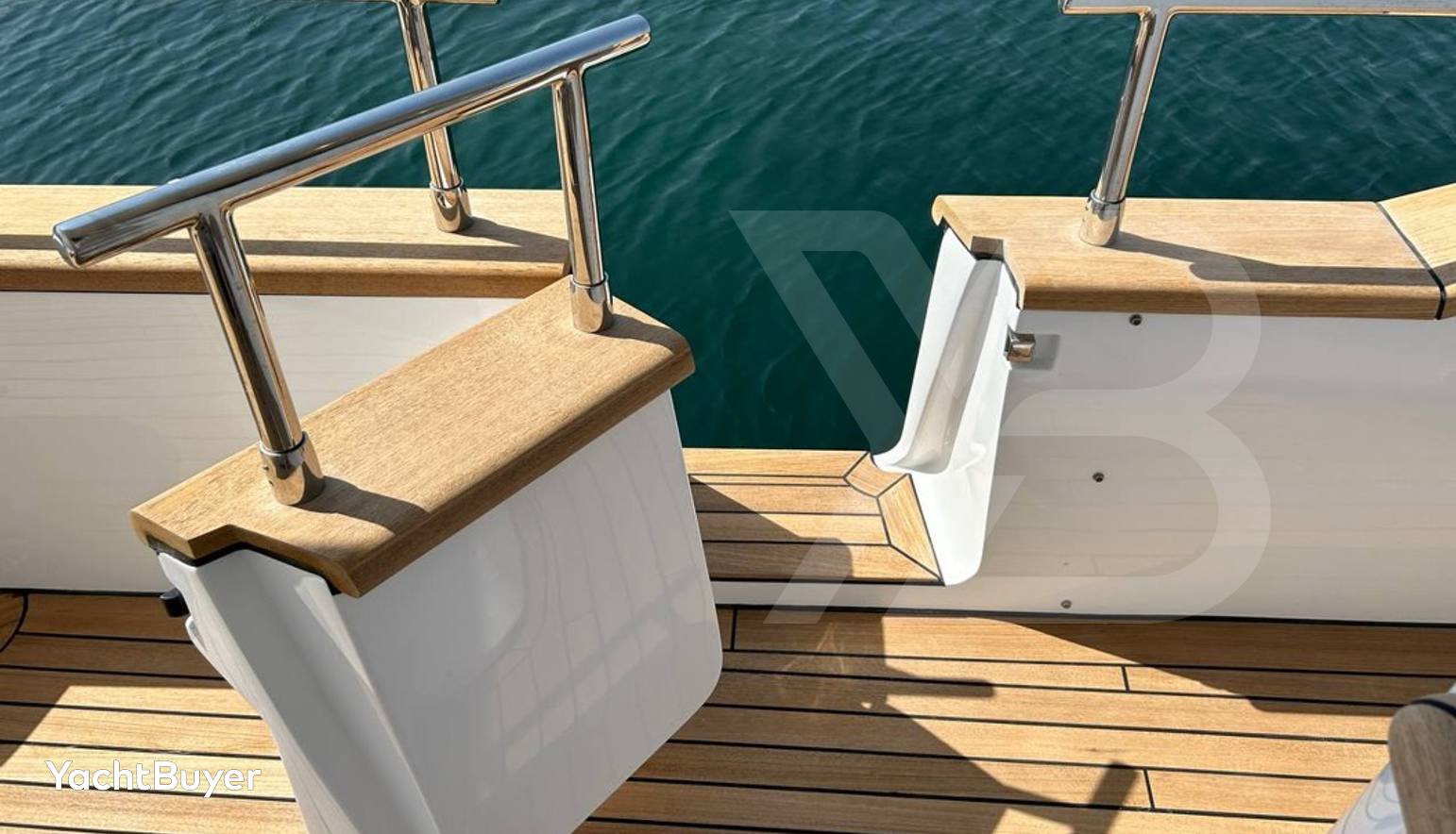 Sirena 58 