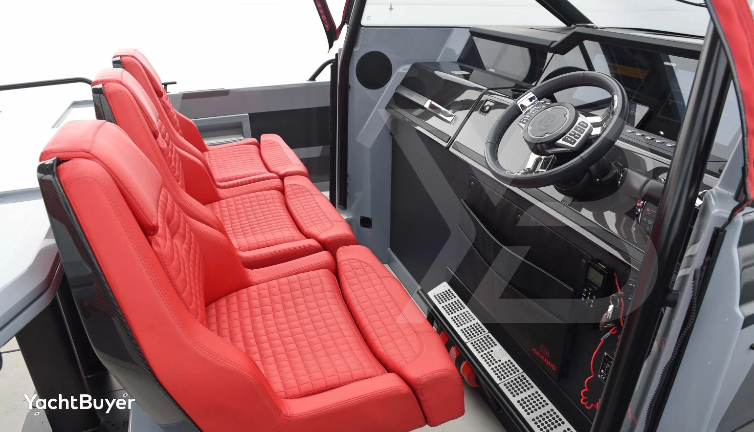 Brabus Shadow 900 Sun Top