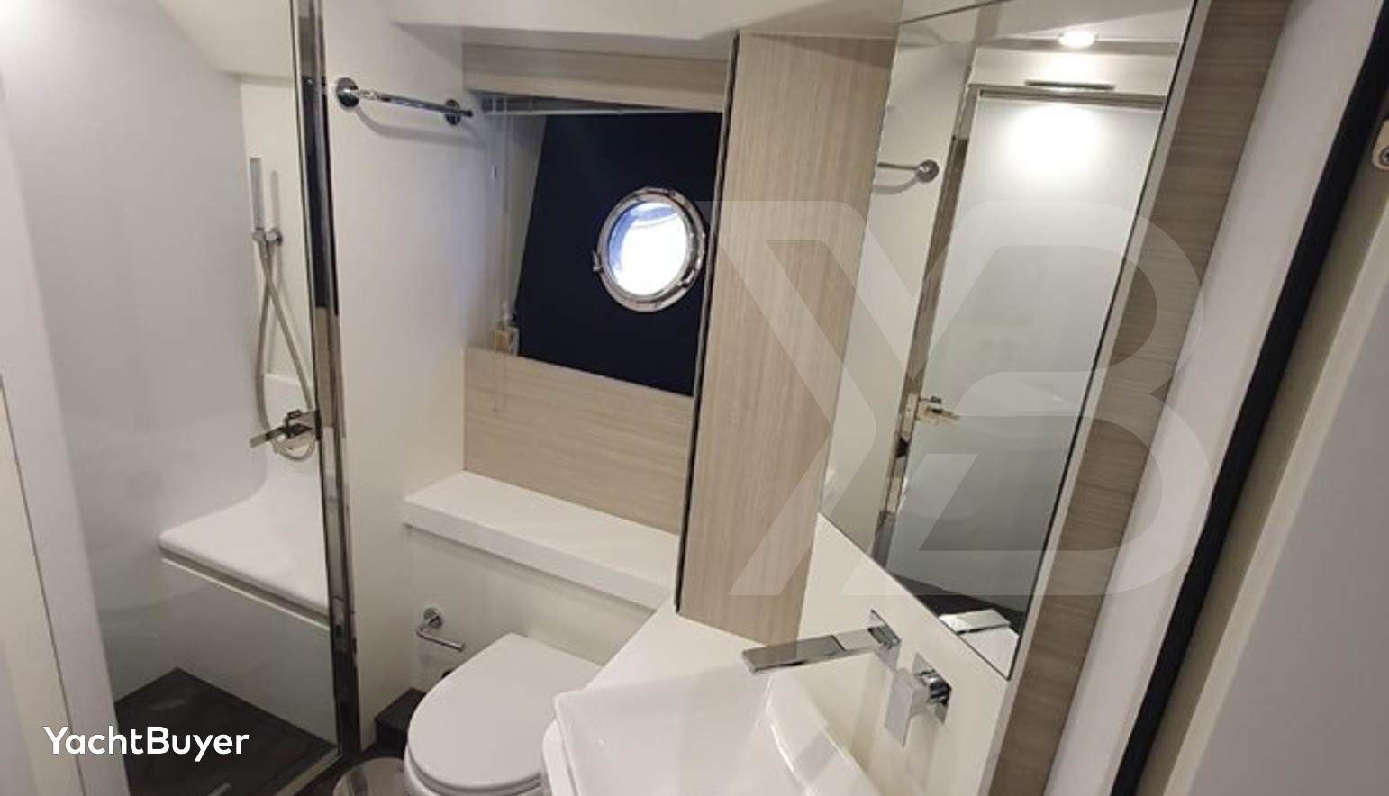 CRANCHI E52F EVOLUZIONE