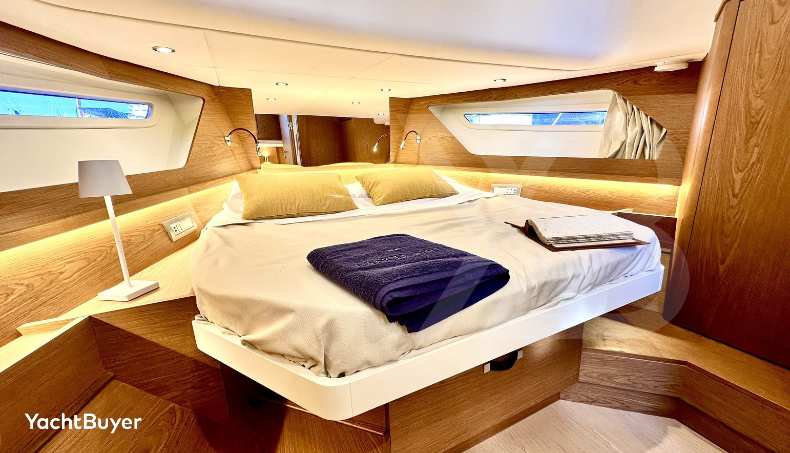 2026 Lancia Aprea 42